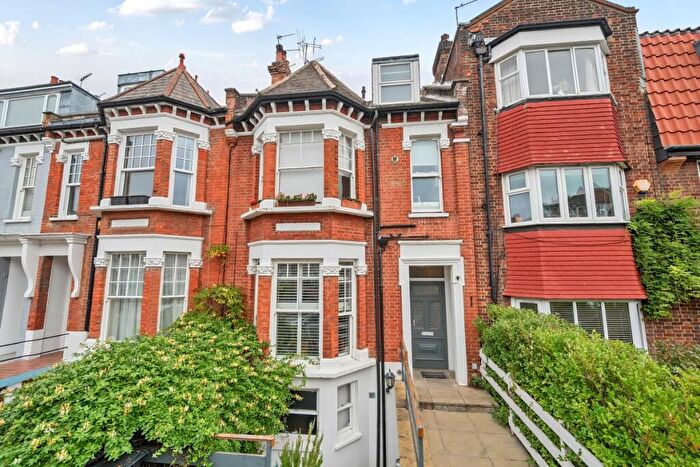 2 Bedroom Flat To Rent In Holmdale Road London, NW6
