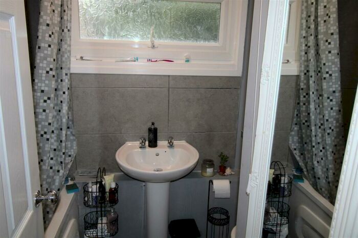 1 Bedroom Flat To Rent In Wilmington Gardens, Nottingham, NG5