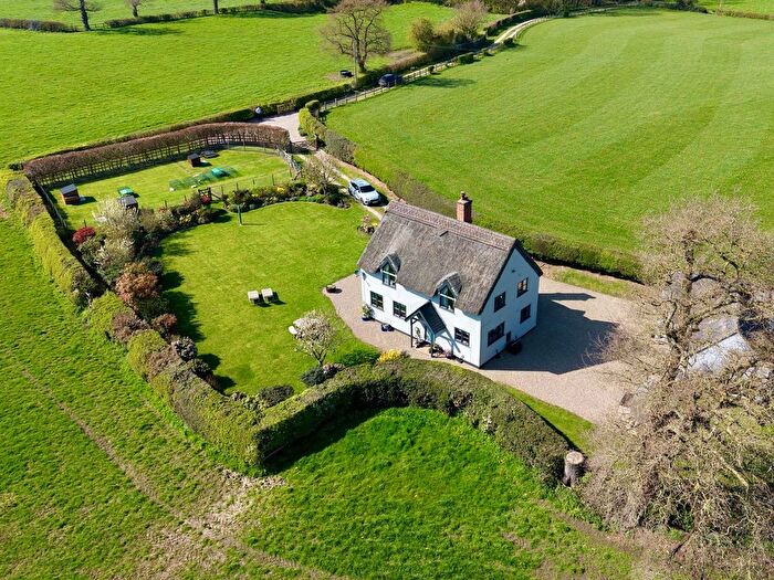 3 Bedroom Detached House For Sale In Willeymoor Lane, Tushingham, SY13