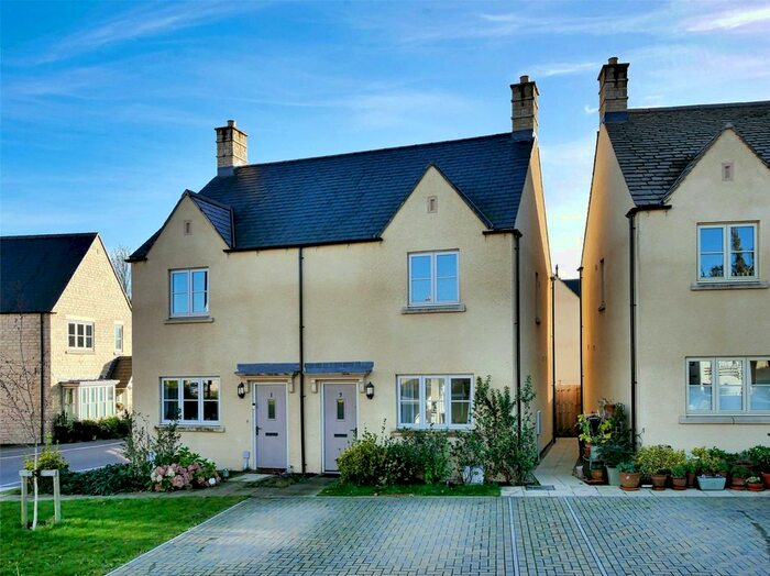 2 Bedroom Semi-Detached House For Sale In Honeybone Close, Fairford, Gloucestershire, GL7