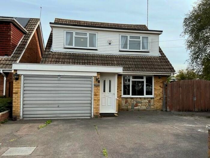 3 Bedroom House To Rent In Tavistock Road, Laindon, SS15