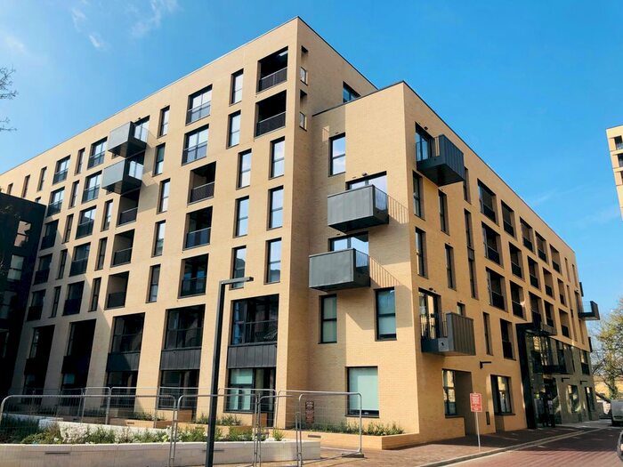 1 Bedroom Flat To Rent In Burgess Springs, City Park West, Chelmsford, CM1