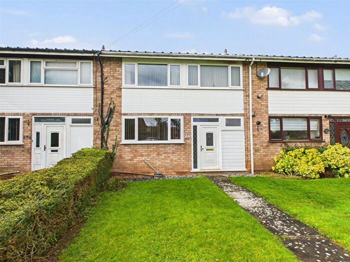 3 Bedroom Terraced House For Sale In Bath Road, Worcester, Worcestershire, WR5
