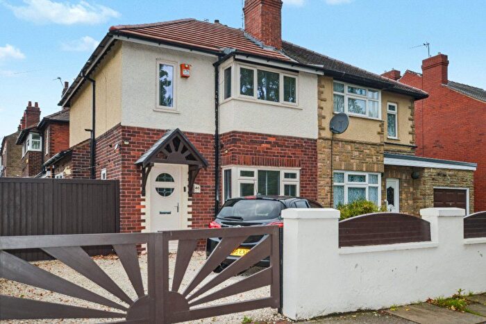 3 Bedroom Semi-Detached House For Sale In Sugar Lane, Wakefield, West Yorkshire, WF1