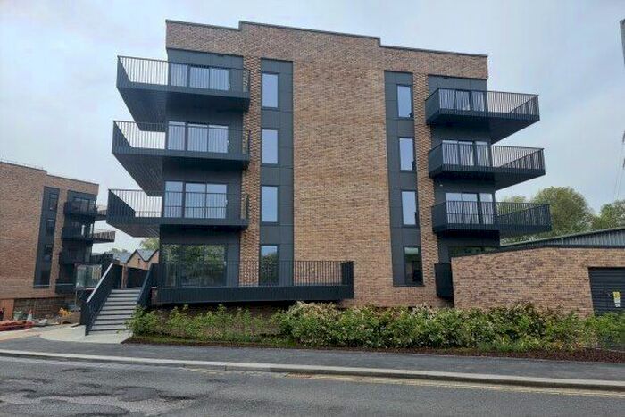 1 Bedroom Flat To Rent In Riverside Walk, Ashford, TN23