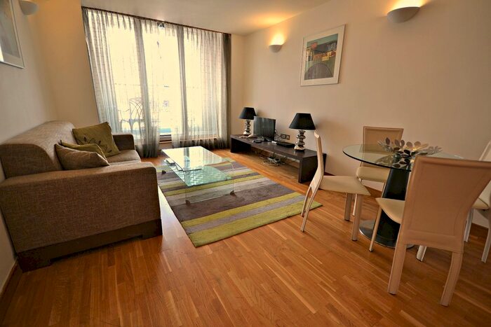 1 Bedroom Flat To Rent In Saffron Hill, Farringdon, EC1N