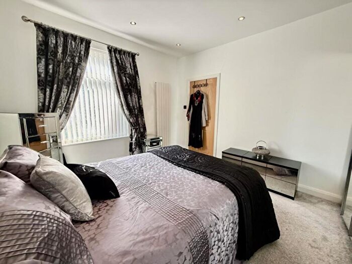 3 Bedroom Terraced House For Sale In Howard Street, Loughborough, LE11