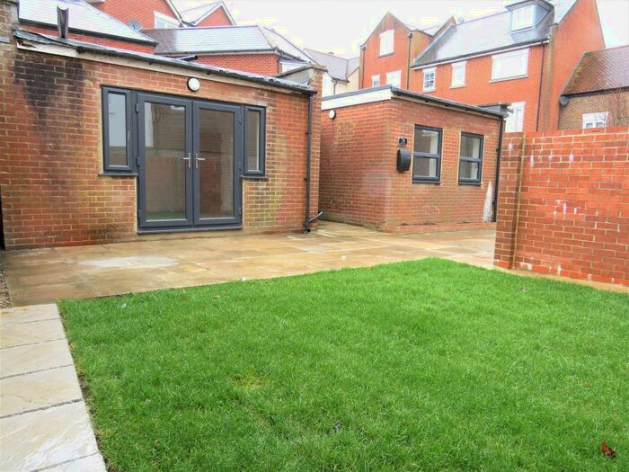 2 Bedroom Bungalow To Rent In Riverside Place, Fordingbridge, SP6