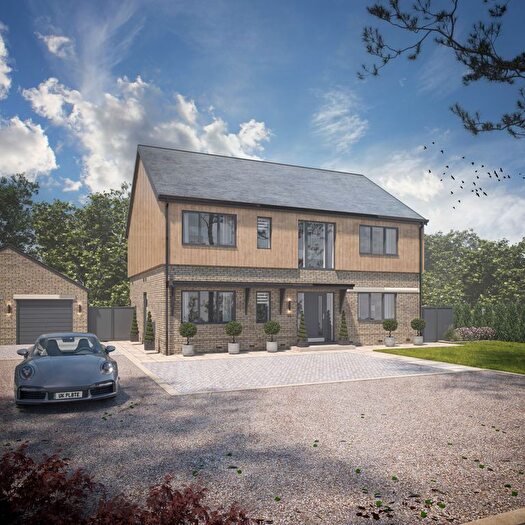 6 Bedroom Detached House For Sale In The Oaks, Standish, GL10