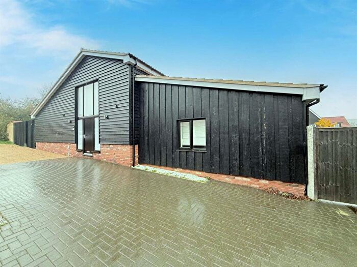 3 Bedroom Detached House To Rent In Green View, Baylham, Ipswich, IP6