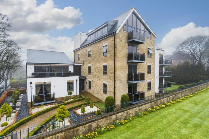 1 Bedroom Flat To Rent In Harrogate Road, Leeds, West Yorkshire, Uk, LS17