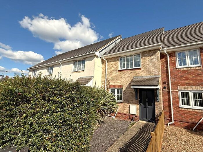 2 Bedroom Terraced House For Sale In Wimborne Road, Poole, BH15