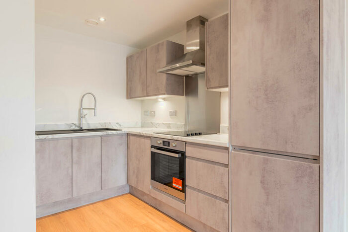 2 Bedroom Apartment To Rent In Block B, Victoria Riverside, Leeds City Centre, LS10