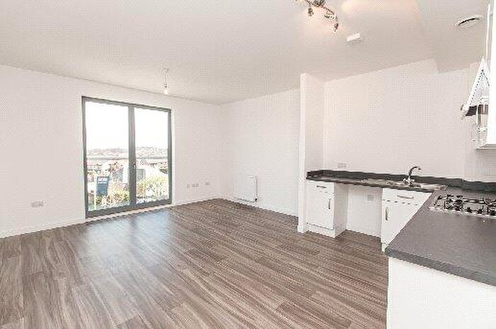 2 Bedroom Flat To Rent In Garvald Street, Edinburgh, EH16