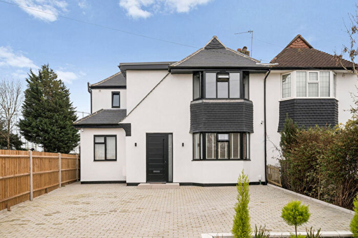 4 Bedroom Semi-Detached House To Rent In Motspur Park, New Malden, KT3