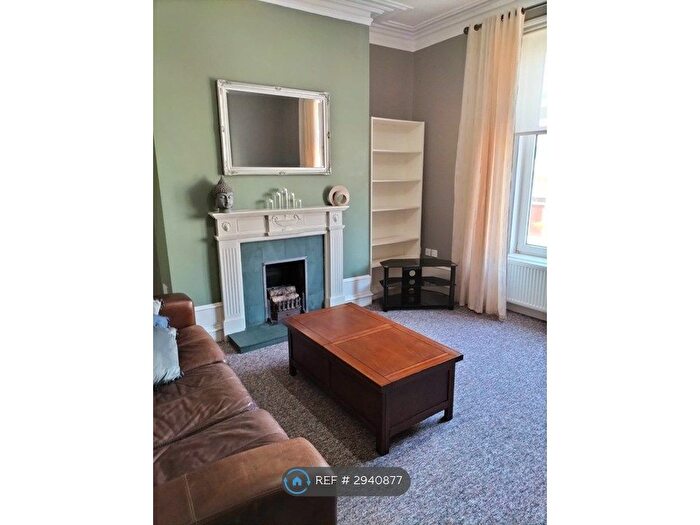 2 Bedroom Flat To Rent In Union Grove, Aberdeen, AB10