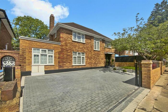 4 Bedroom Detached House To Rent In Sudbury Hill Close, Sudbury, Wembley, HA0