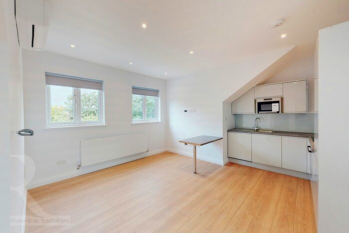 1 Bedroom Flat To Rent In Parson Street, London, NW4