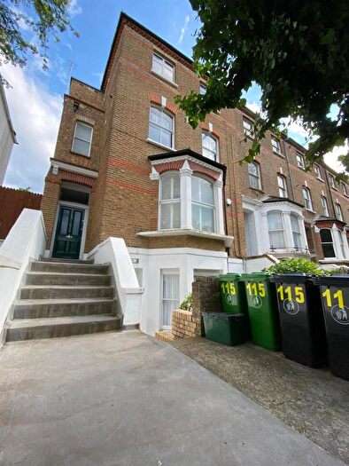 2 Bedroom Flat To Rent In Tufnell Park Road, London, N7