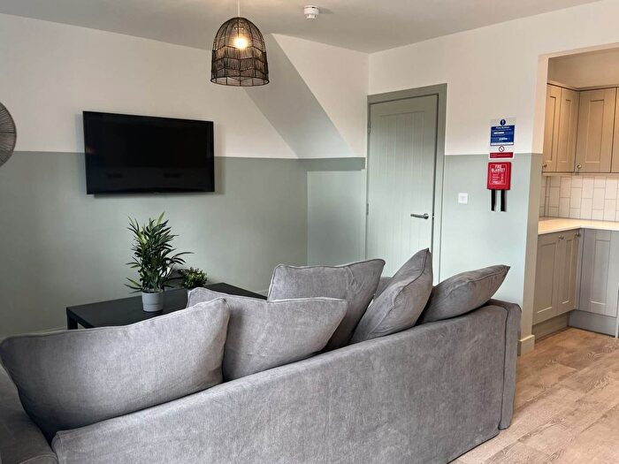 6 Bedroom Terraced House To Rent In Ninth Avenue, Horfield, BS7