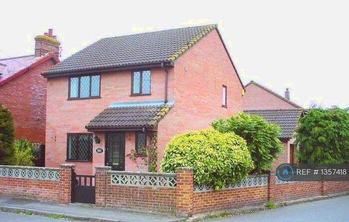 3 Bedroom Detached House To Rent In Roundpond, Melksham, SN12