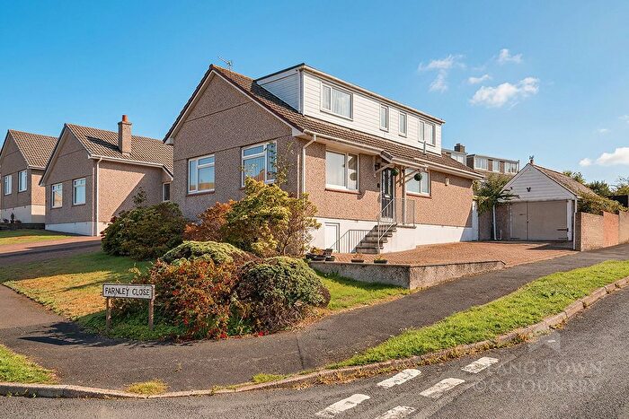 4 Bedroom Detached House For Sale In Farnley Close, Birdcage Farm, Plymouth, PL6