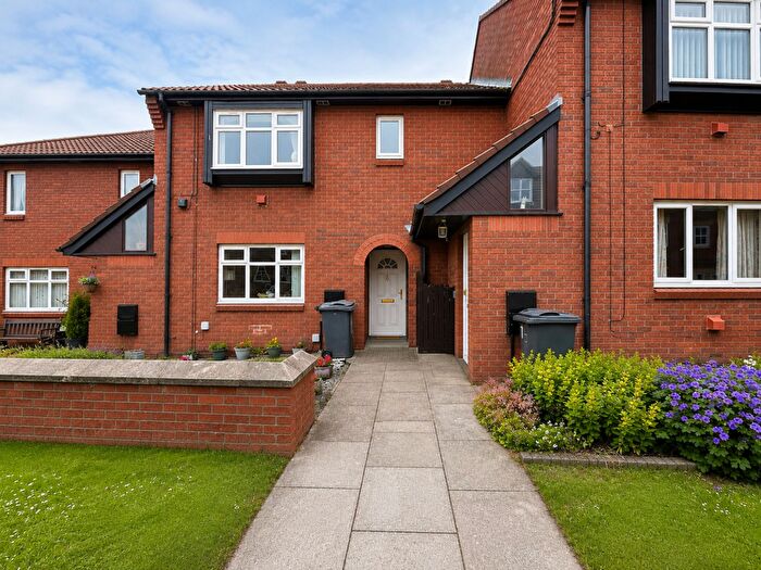 2 Bedroom Flat For Sale In Millers Court, Ormskirk, L39