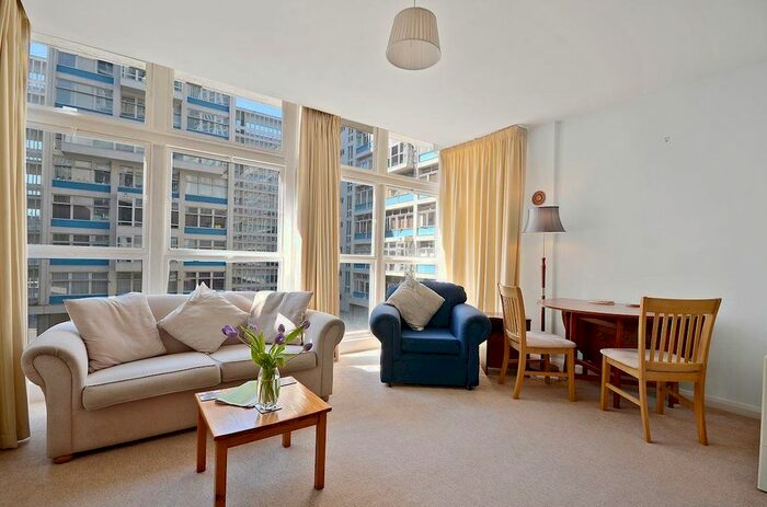 1 Bedroom Flat To Rent In Metro Central Heights, Newington Causeway, London, SE1