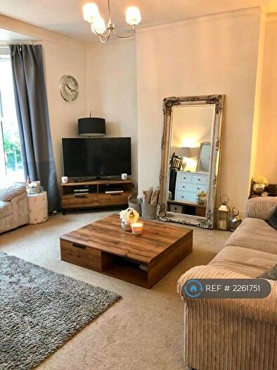 1 Bedroom Flat To Rent In Queens Road, Brentwood, CM14