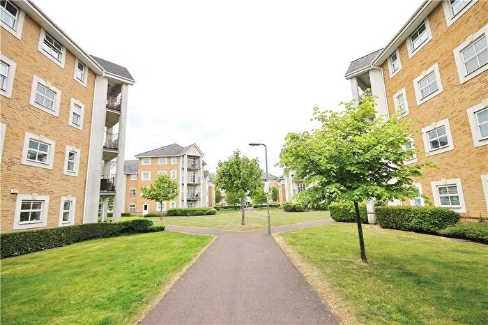 2 Bedroom Flat To Rent In International Way, Sunbury-On-Thames, Surrey, TW16
