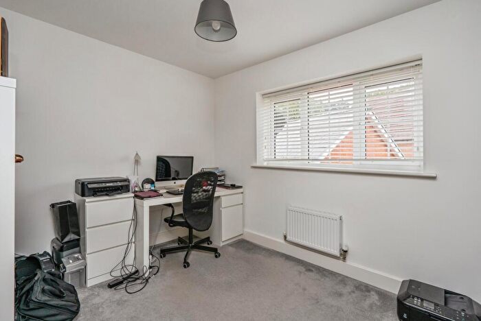 4 Bedroom Detached House For Sale In Hudson Gardens, Waterlooville, Hampshire, PO8