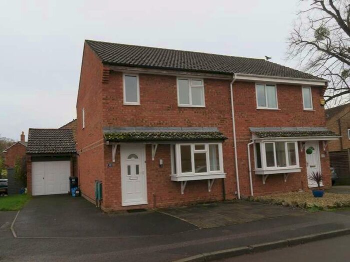 3 Bedroom Detached House To Rent In Millstream Gardens, Wellington, TA21