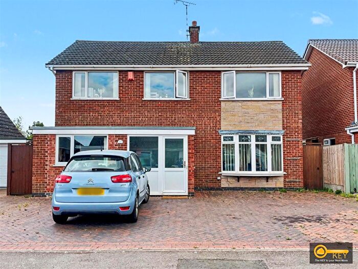 5 Bedroom Detached House For Sale In Ambleside Way, St. Nicolas Park, Nuneaton, CV11