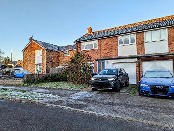 3 Bedroom House To Rent In Holbrook Road, Fareham, PO16