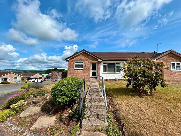 3 Bedroom Bungalow For Sale In Haydons Park, Honiton, Devon, EX14