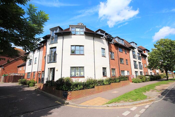 2 Bedroom Apartment To Rent In Dunkerley Court, Birds Hill, Letchworth Garden City, SG6