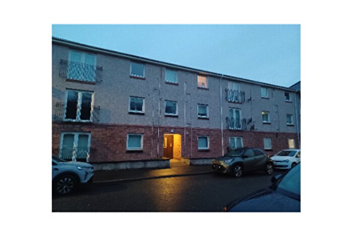 2 Bedroom Flat To Rent In Flat, Dukes Road, G73