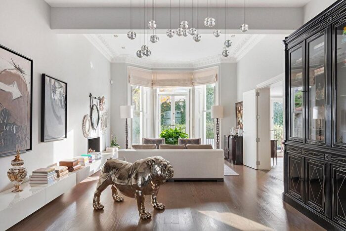 5 Bedroom Flat To Rent In Holland Park, London, W11