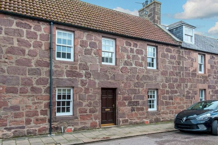 3 Bedroom Terraced House To Rent In Arbuthnott Street, Stonehaven, Aberdeenshire, AB39
