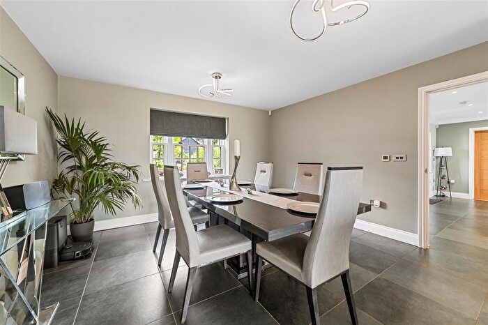 4 Bedroom Detached House For Sale In Glebe Place, Tendring, Clacton-On-Sea, CO16