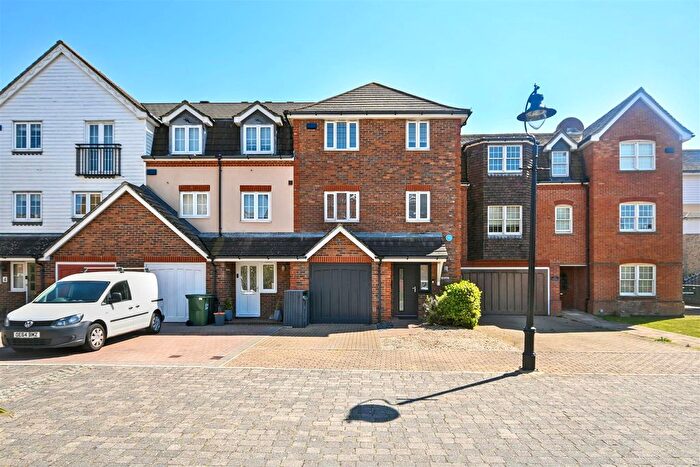 4 Bedroom Town House For Sale In Belvedere, Eastbourne, BN23