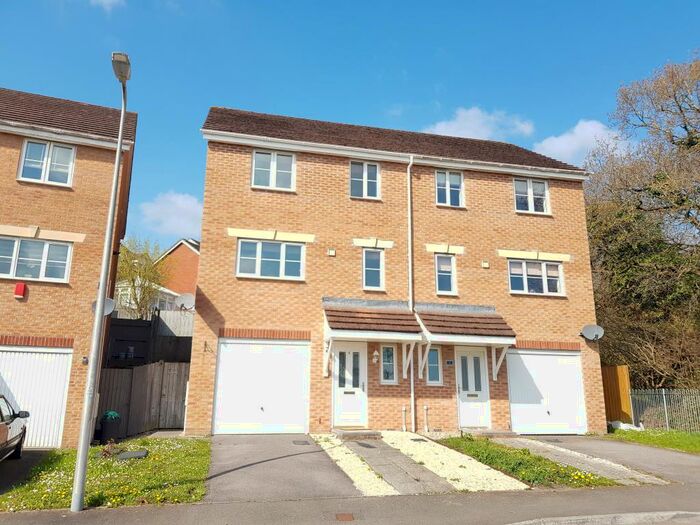 3 Bedroom House To Rent In Trem Mapgoll, Barry, CF63