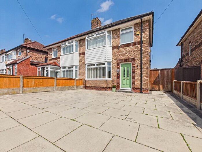 3 Bedroom Semi-Detached House For Sale In Christopher Way, Childwall, Liverpool., L16