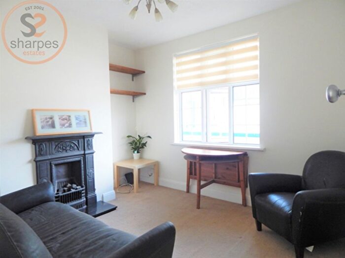2 Bedroom Flat For Sale In The Holt, London Road, Morden, Surrey, SM4