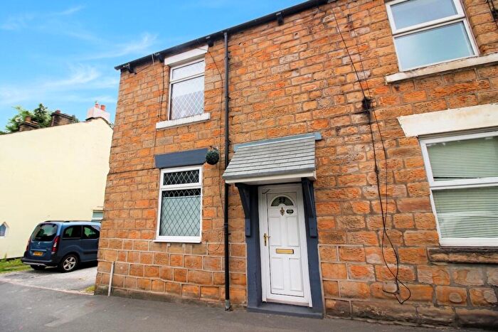 2 Bedroom End Of Terrace House For Sale In Dinting Vale, Glossop, SK13