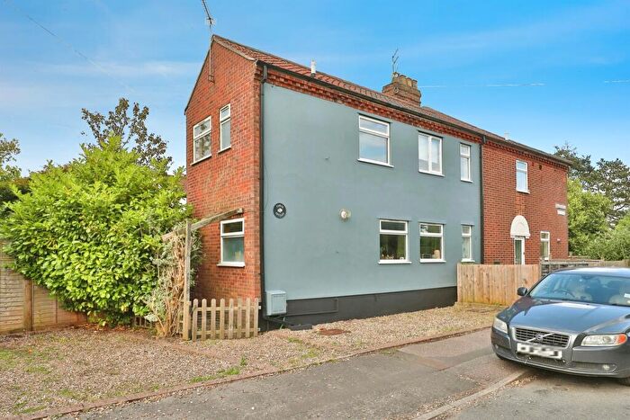 2 Bedroom Terraced House To Rent In Hall Road, Norwich, NR1