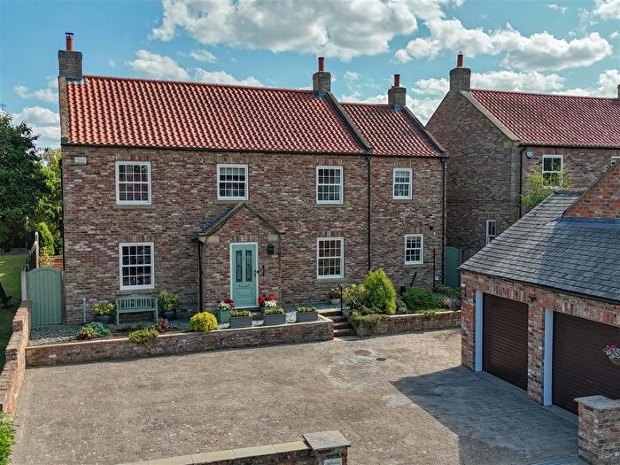 5 Bedroom Detached House For Sale In Main Street, Tollerton, York, YO61