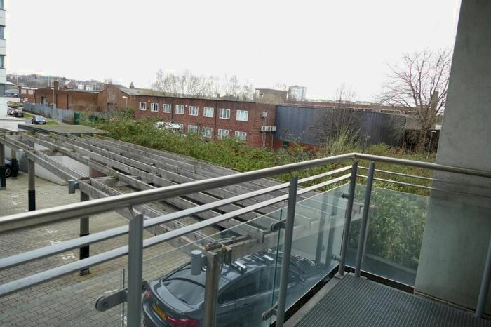 1 Bedroom Flat To Rent In Ingram Street, Holbeck, Leeds, LS11