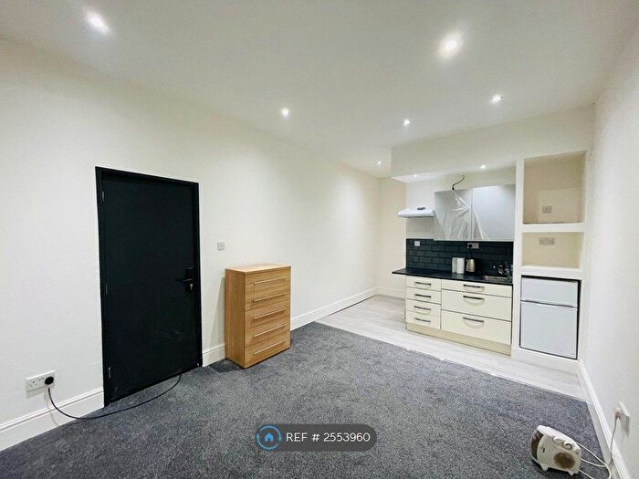 1 Bedroom Flat To Rent In Coniston Street, Liverpool, L5