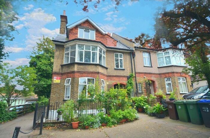 1 Bedroom Flat To Rent In Manor Park Road, Sutton, SM1